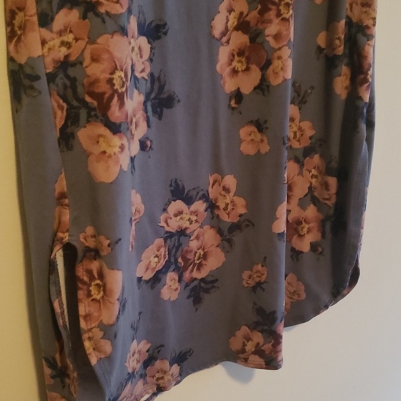 Medium floral dress - Picture 4 of 4